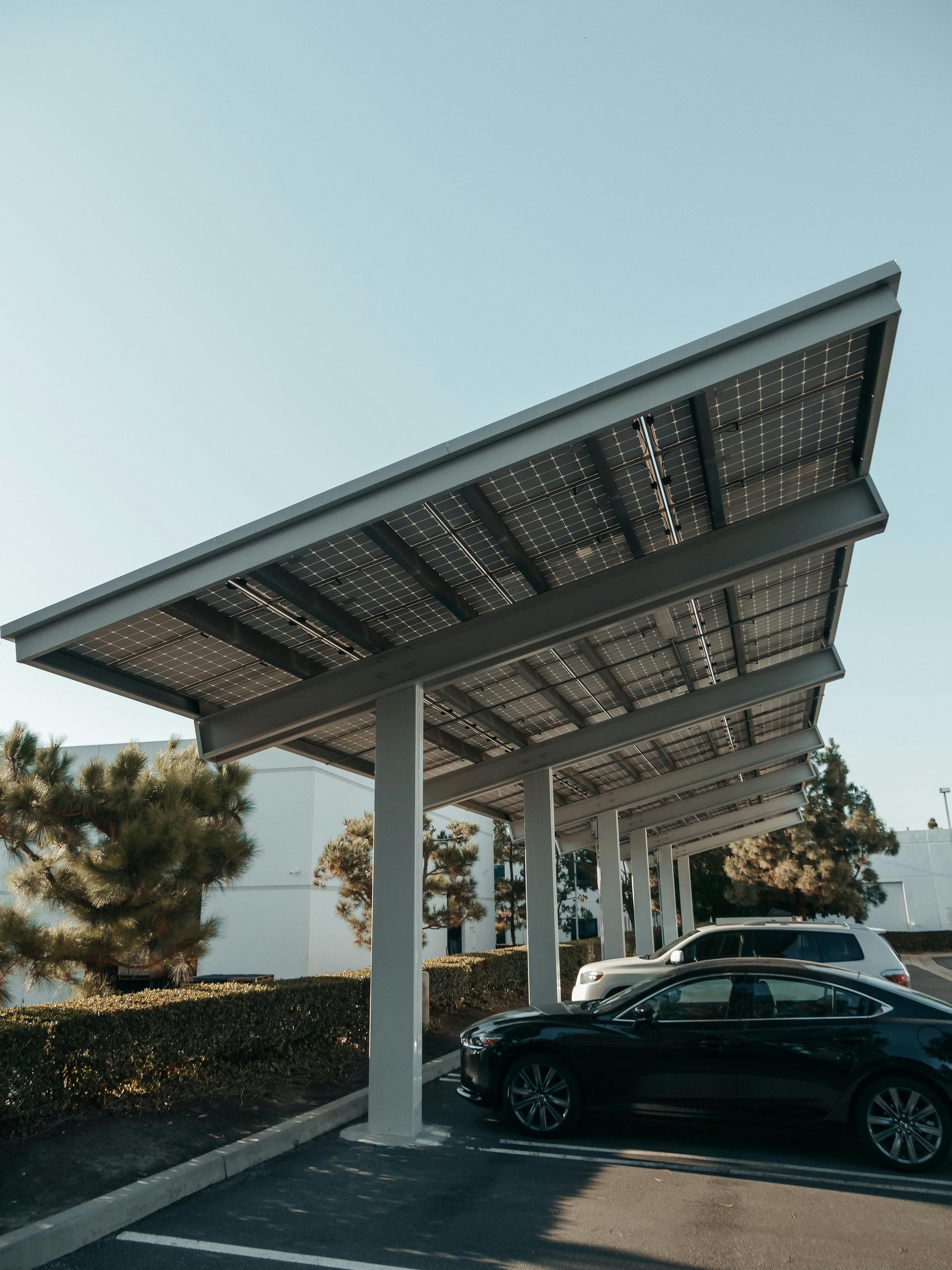 The commercial catch in rooftop solar-powered EV charging